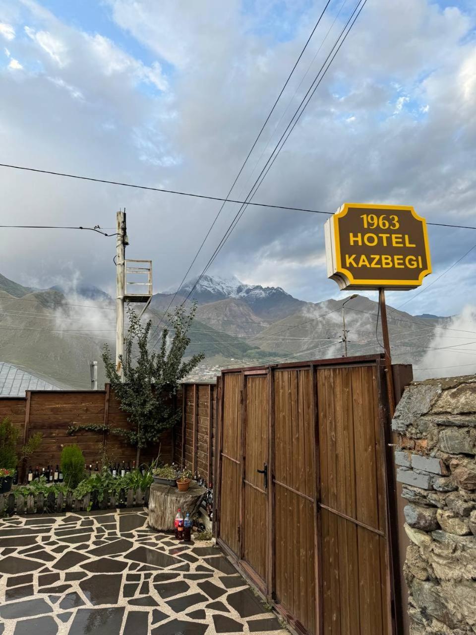 Hotel Kazbegi 1963 ภายนอก รูปภาพ